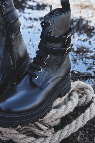 Botins em couro Leon - Preto