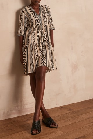 Vestido estilo patinadora Claude - Cru