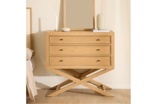 Cómoda de 3 gavetas em madeira de sangkai - 100 x 94 x 45,8 cm