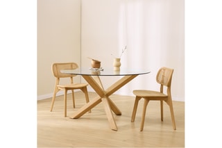 Mesa de jantar em madeira de sungkai - 120 x 77 x 120 cm