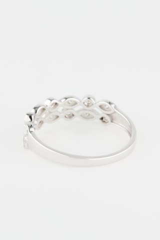 Bague - Or blanc et diamants