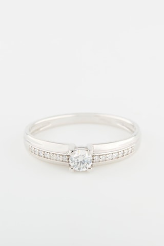 Bague - Or blanc et diamants