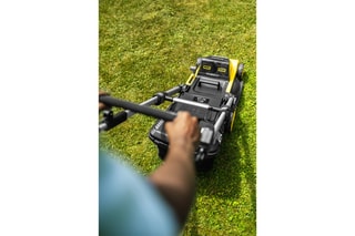 Tondeuse à batterie LMO 5-18 Dual Battery Set - 45 l