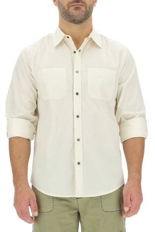 Camisa regular 
Bege