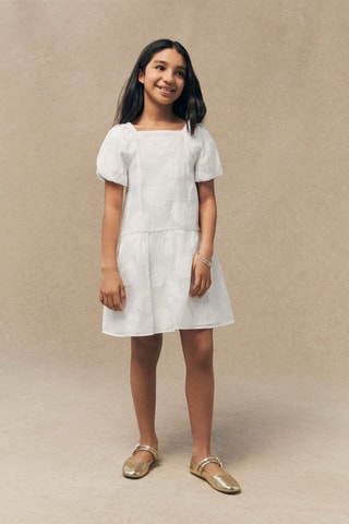 Robe brodée fleurs - Blanc