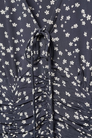 Robe fleurie froncée - Bleu marine