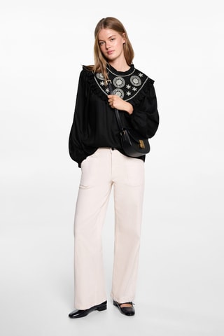 Blouse fluide détails brodés - Noir