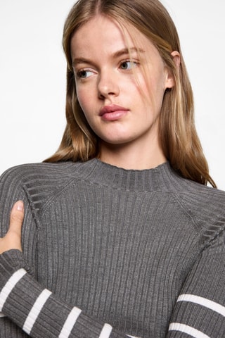Pull-over à col montant en maille côtelée - Gris chiné