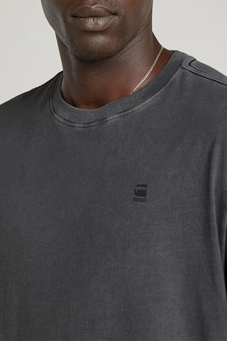 T-shirt relaxed em algodão biológico Overdyed Lash - Preto