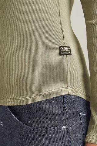 T-shirt slim em algodão biológico Overdyed - Verde