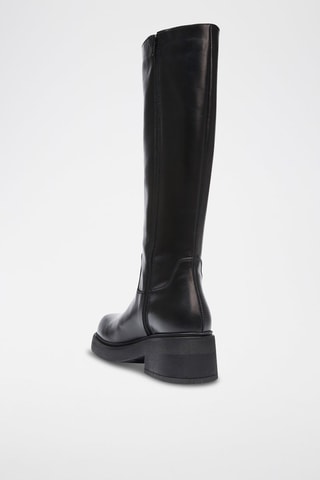Botas em couro - Preto