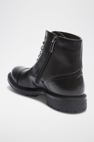 Botins em couro Toe Cap - Preto