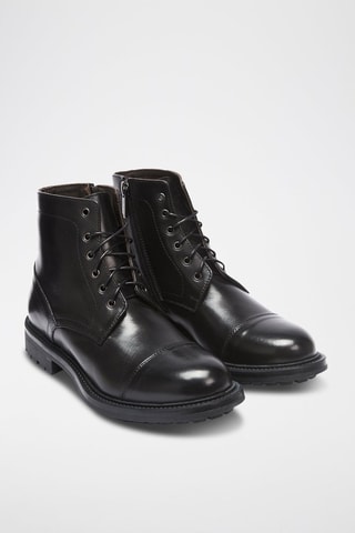 Botins em couro Toe Cap - Preto