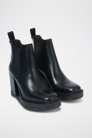 Botins Chelsea em couro Regular - Preto