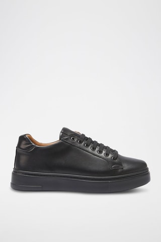 Sapatilhas em couro Regular - Preto