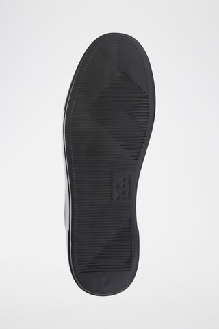 Sapatilhas em couro Regular - Preto