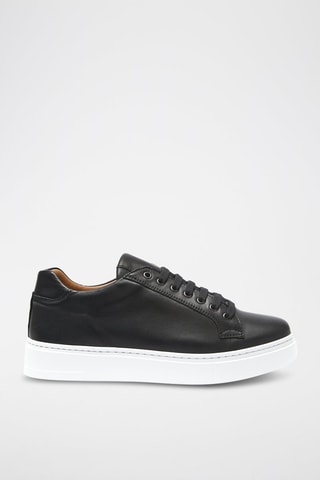 Sapatilhas em couro Regular - Preto