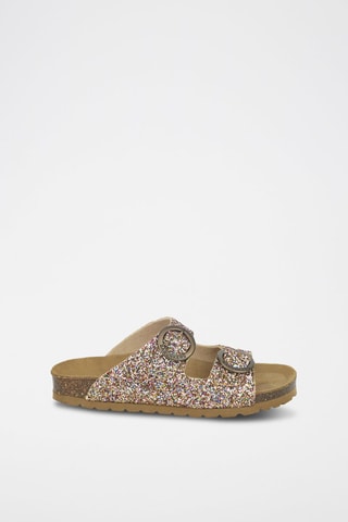 Mules em couro 
Dourado