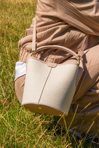 Sac seau en cuir Lana - Rose clair
