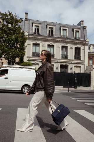 Sac porté épaule en nubuck Ami - Bleu marine