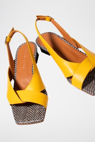 Sandales à talons en cuir - Jaune