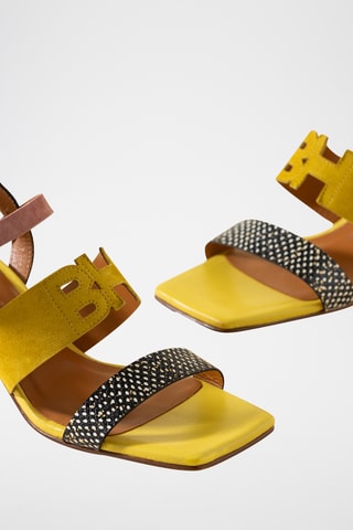 Sandales à talons en cuir - Moutarde