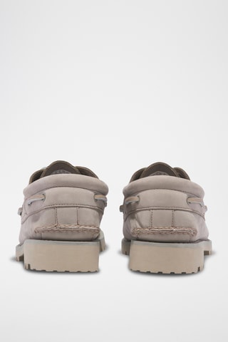 Chaussures bateau en nubuck - Taupe