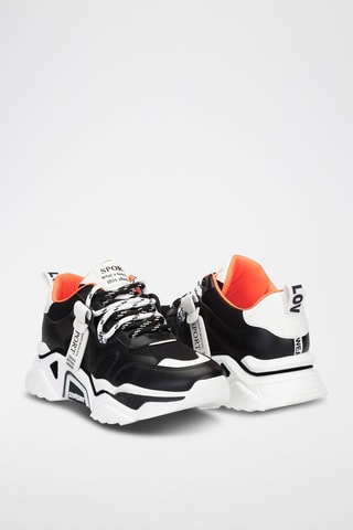 Sneakers com plataforma - Preto