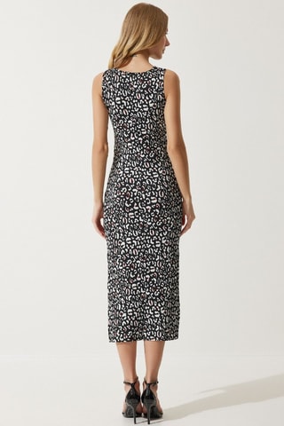 Vestido midi - Preto e branco