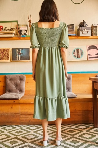 Vestido com folhos - Caqui