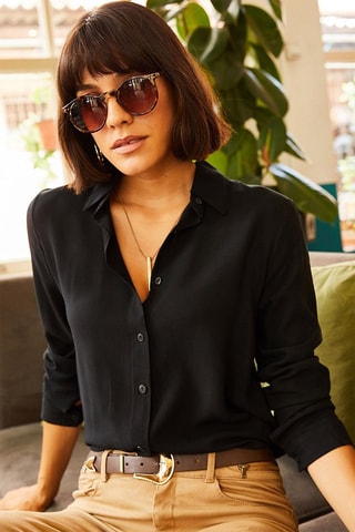 Camisa regular - Preto