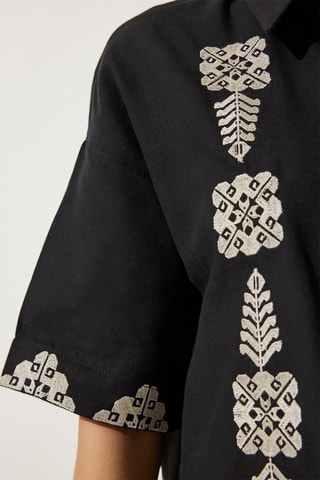 Camisa - 
Preto