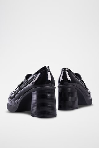 Mocassins com salto de verniz - Preto