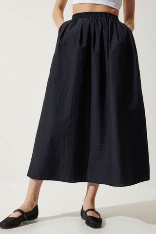 Saia midi de cintura alta - Preto