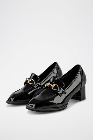 Mocassins de salto  
Preto