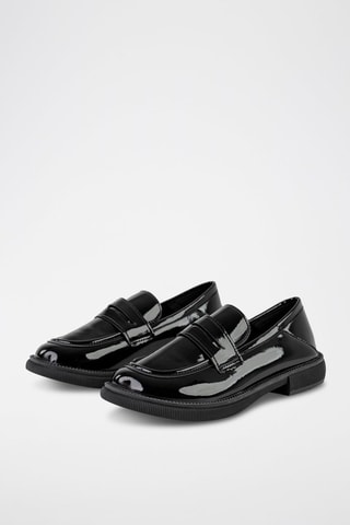 Mocassins envernizados 
Preto