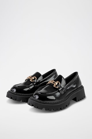 Mocassins envernizados  
Preto