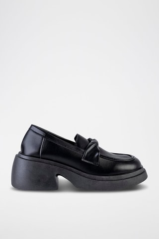 Mocassins de couro com salto - Preto