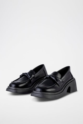 Mocassins de couro com salto - Preto