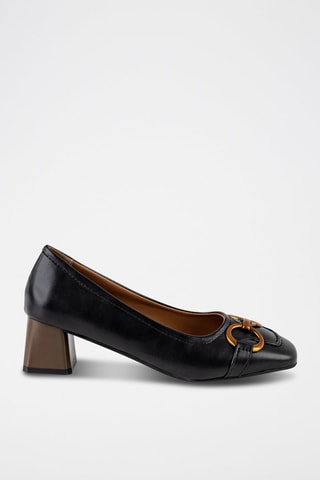 Sapatos de salto  
Preto