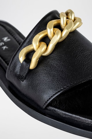 Mules em couro Preto e dourado
