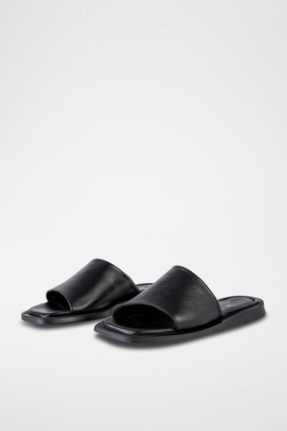 Mules em couro Preto