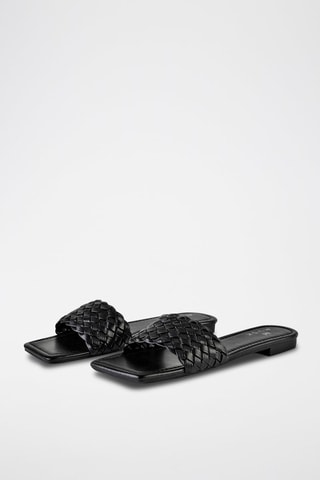 Mules 
Preto