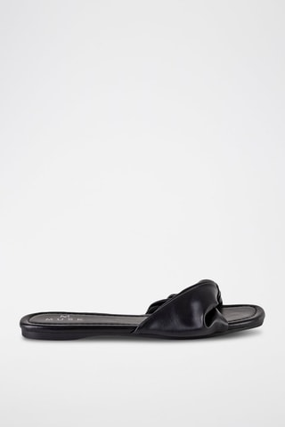 Mules 
Preto