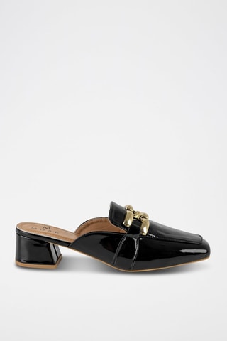 Mules envernizados  
Preto