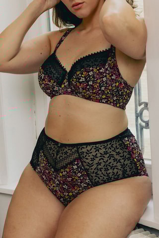 Cueca de cintura alta Ava - Vermelho e preto