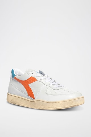 Sapatilhas em couro Used - Branco e laranja