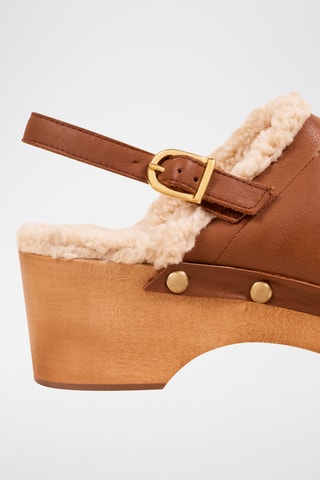 Sabots compensés en cuir - Camel