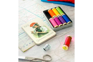 Boîte de 8 bobines 
Multicolore