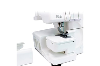 Surjeteuse Overlock 8707 +